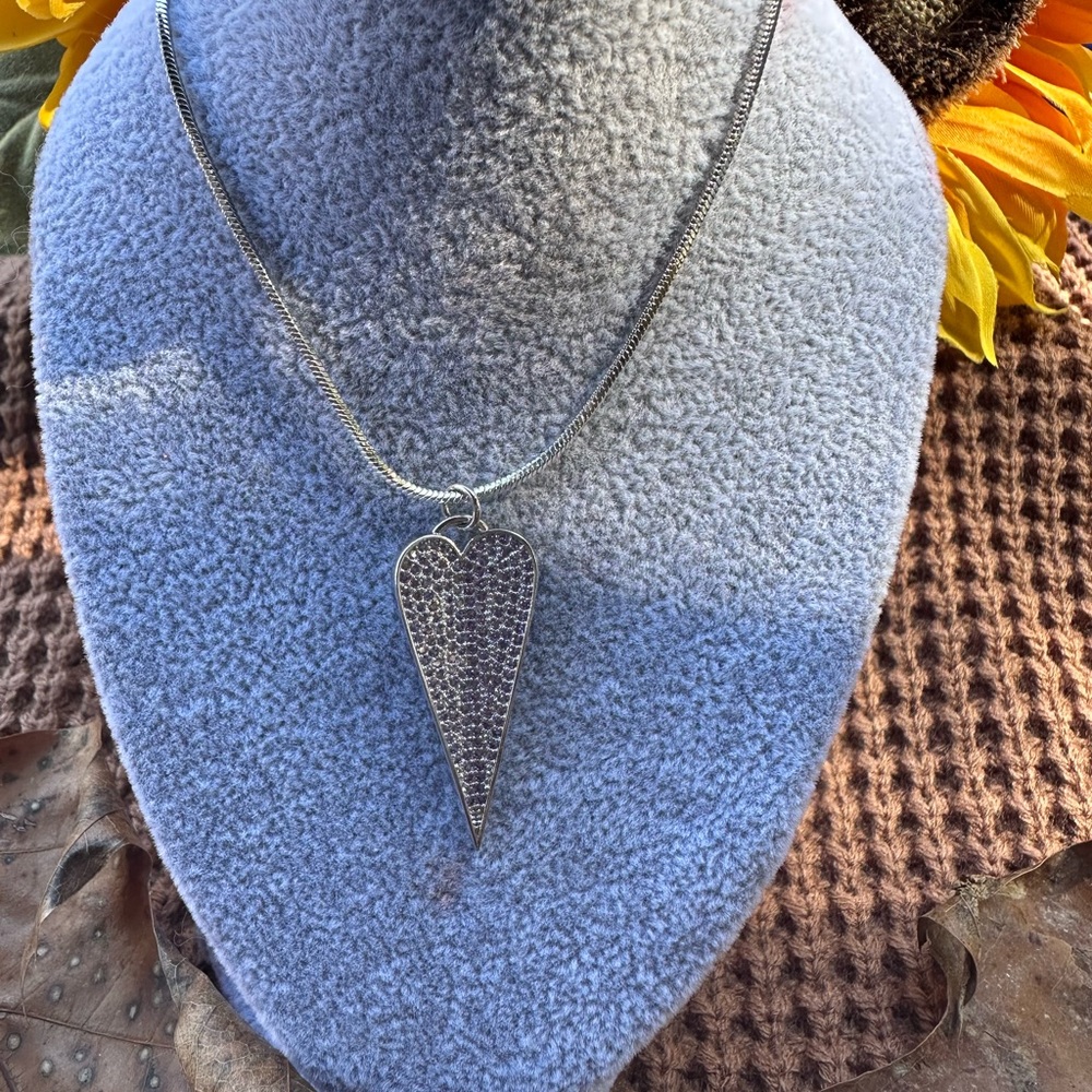 Melanie Clara Harlow Necklace Silver Setting with Lilac Stones